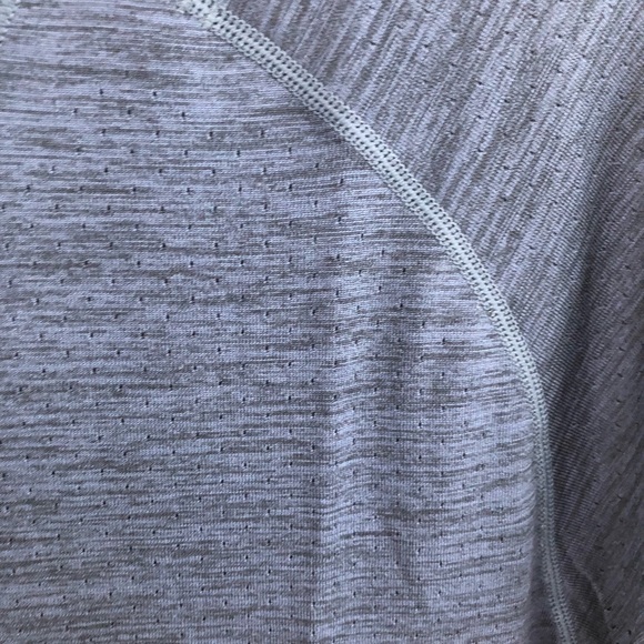 Men’s Lululemon Metal Tech Tee - Picture 6 of 8